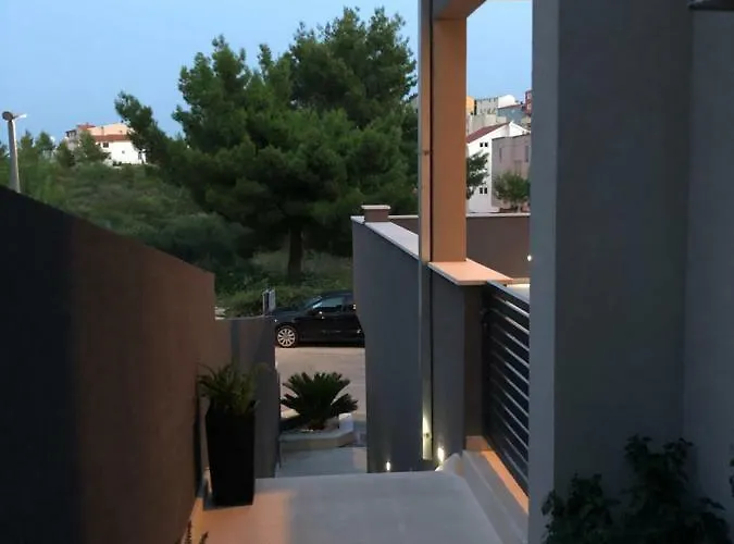 Sirius * Podstrana